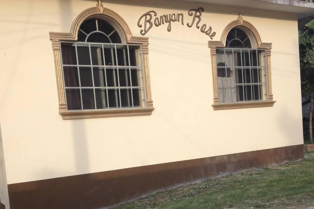 Banyan Rose Apartment Orange Walk Town Exterior photo