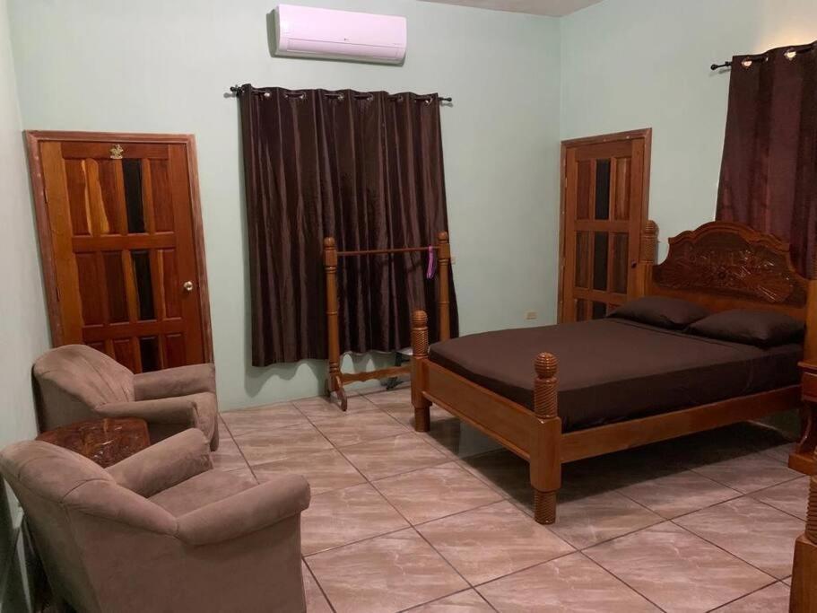 Banyan Rose Apartment Orange Walk Town Exterior photo