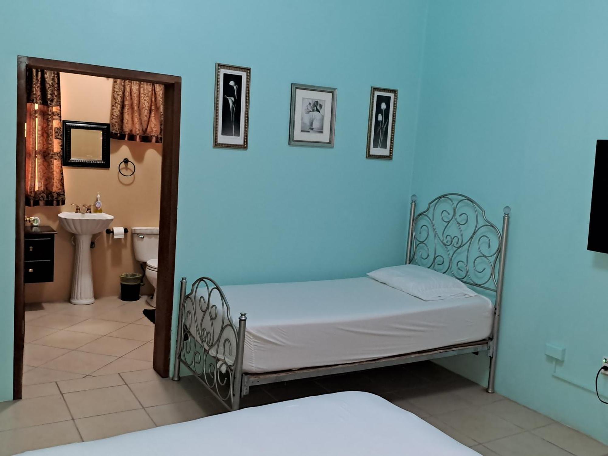 Banyan Rose Apartment Orange Walk Town Exterior photo